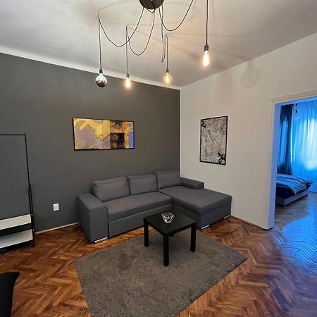 Two Bedroom Apartment Near Slavija Square Belgrado Exterior foto